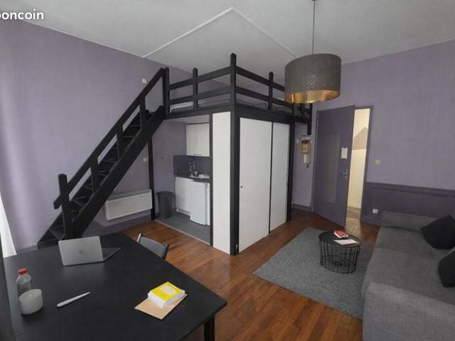 Studio 1 pièce 25 m²