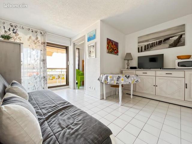 Studio 1 pièce 25 m²