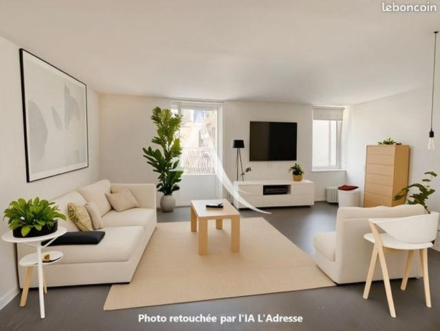 Studio 1 pièce 25 m²