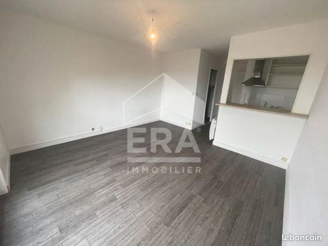 Studio 1 pièce 25 m²