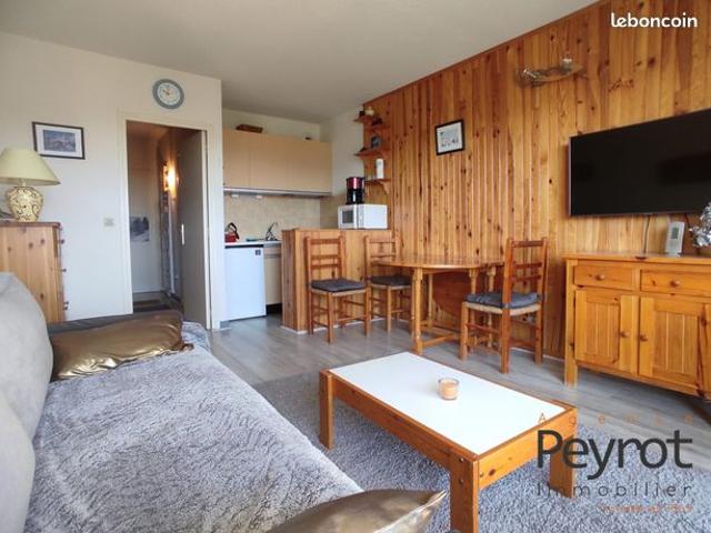 Studio 1 pièce 25 m²