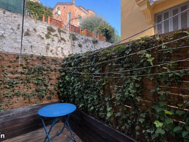 Studio 1 pièce 26 m²
