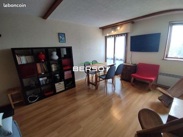 Studio 1 pièce 26 m²