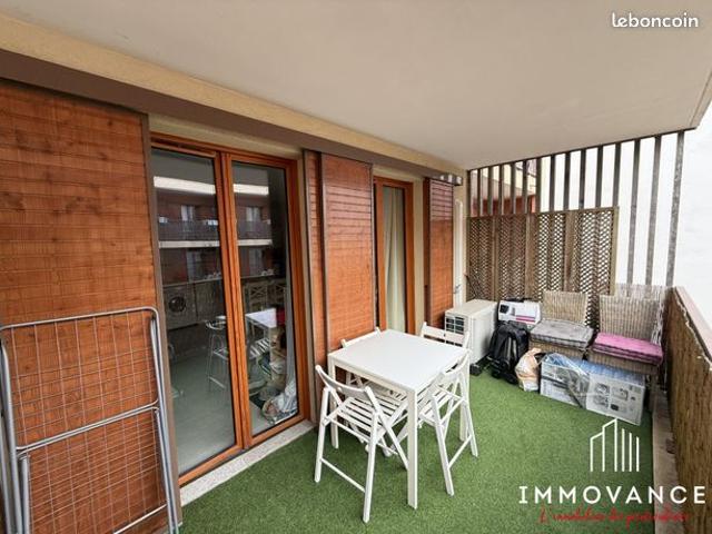 Studio 1 pièce 26 m²