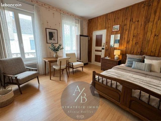 Studio 1 pièce 26 m²