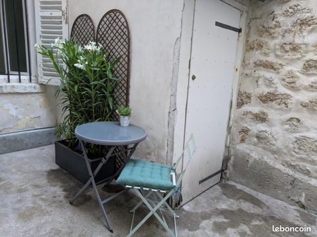 Studio 1 pièce 26 m²