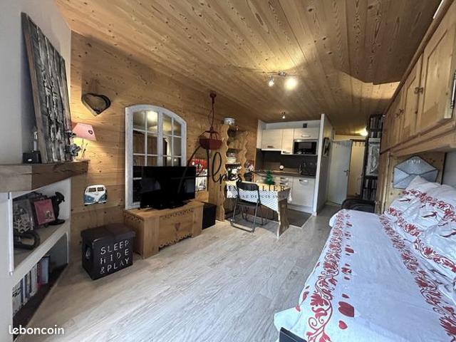 Studio 1 pièce 26 m²