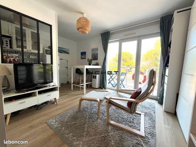 Studio 1 pièce 26 m²