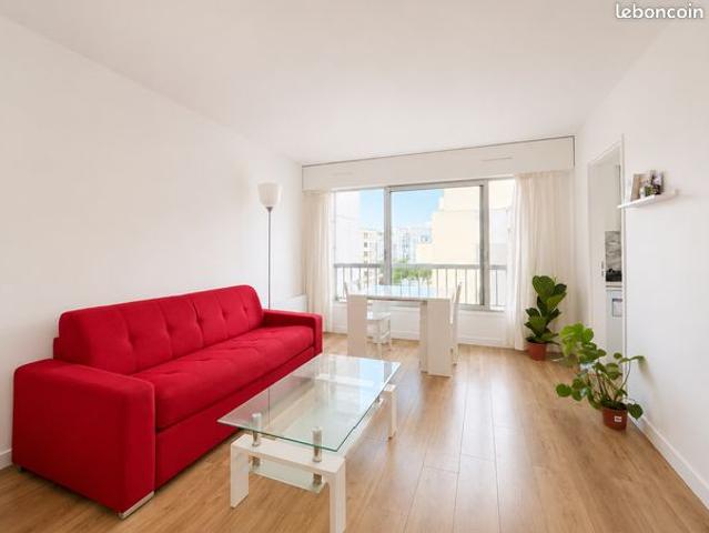 Studio 1 pièce 26 m²