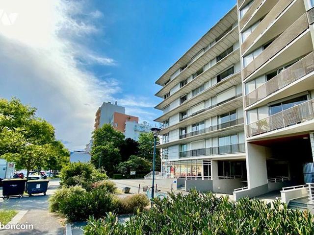 Studio 1 pièce 26 m²