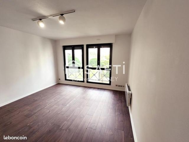 Studio 1 pièce 26 m²