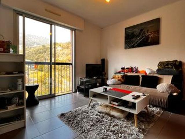 Studio 1 pièce 26 m²