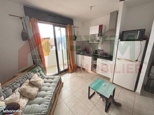 Studio 1 pièce 26 m²
