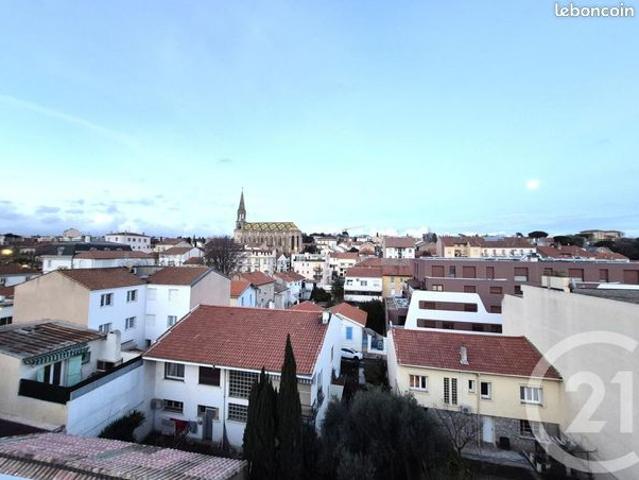 Studio 1 pièce 26 m²