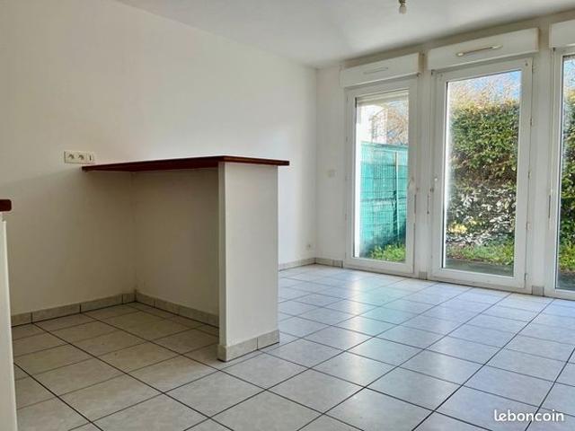 Studio 1 pièce 26 m²