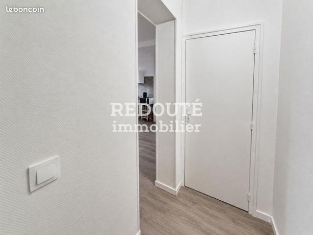 Studio 1 pièce 26 m²