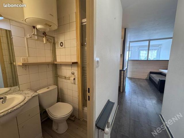 Studio 1 pièce 26 m²