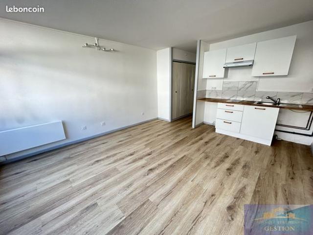 Studio 1 pièce 26 m²
