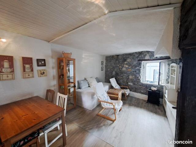 Studio 1 pièce 26 m²