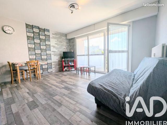Studio 1 pièce 26 m²