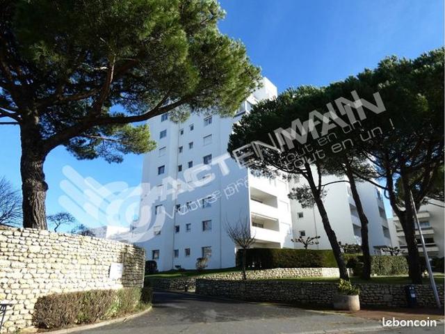 Studio 1 pièce 26 m²