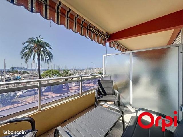 Studio 1 pièce 26 m²
