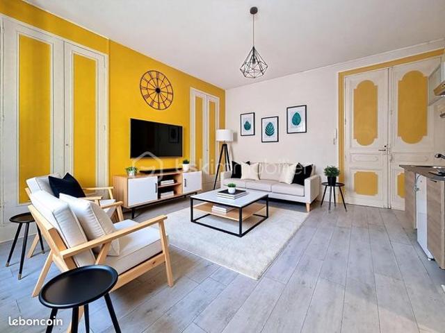 Studio 1 pièce 26 m²
