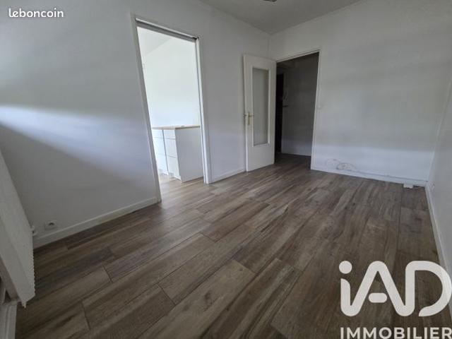 Studio 1 pièce 26 m²