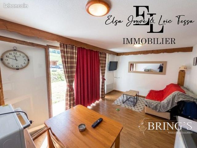 Studio 1 pièce 26 m²