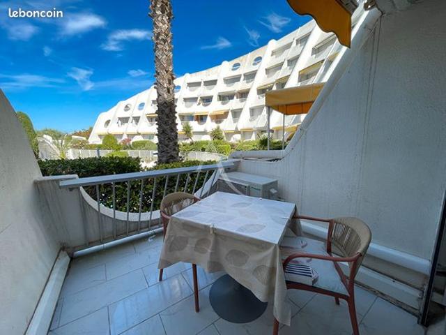 Studio 1 pièce 26 m²