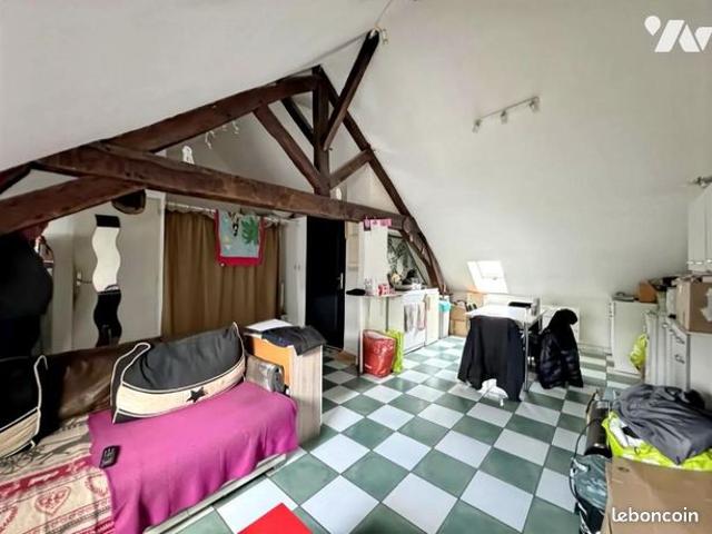 Studio 1 pièce 26 m²