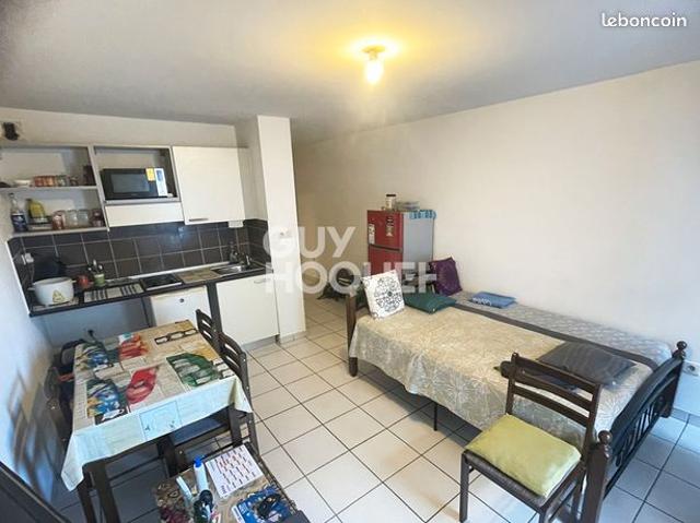 Studio 1 pièce 26 m²
