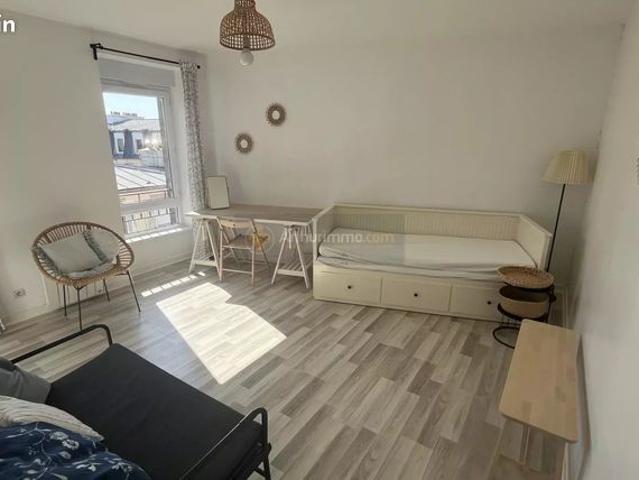Studio 1 pièce 26 m²