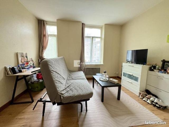 Studio 1 pièce 26 m²