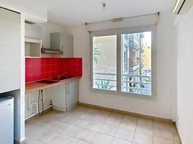 Studio 1 pièce 26 m²