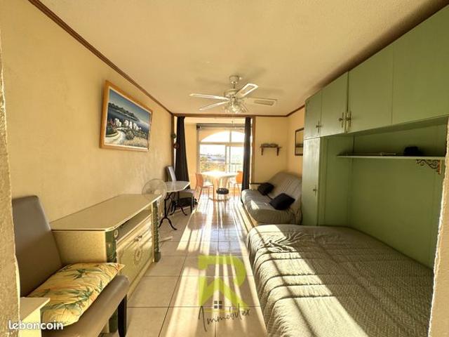Studio 1 pièce 26 m²