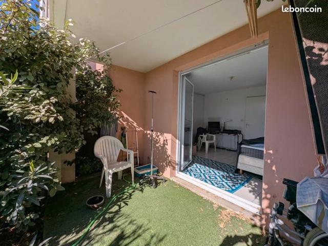 Studio 1 pièce 26 m²