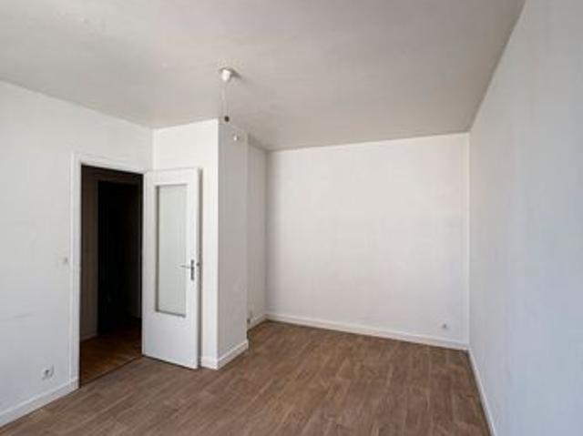 Studio 1 pièce 26 m²