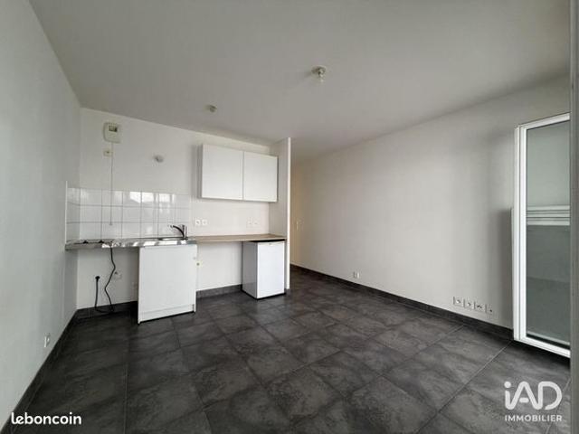 Studio 1 pièce 26 m²