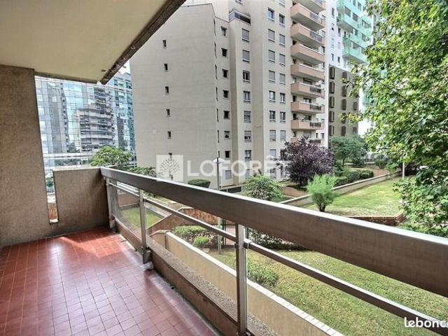 Studio 1 pièce 26 m²