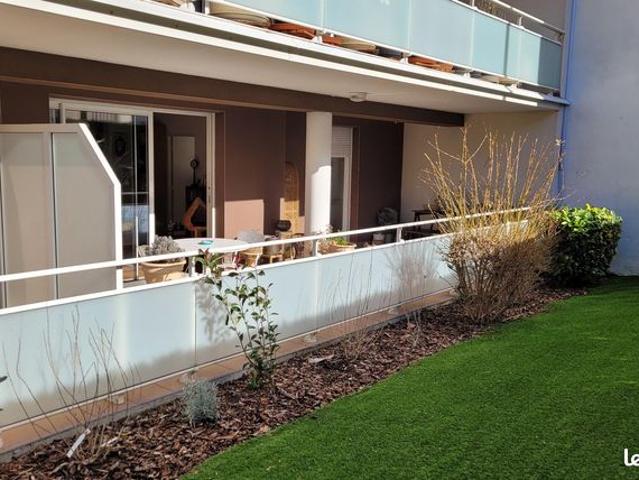 Studio 1 pièce 26 m²