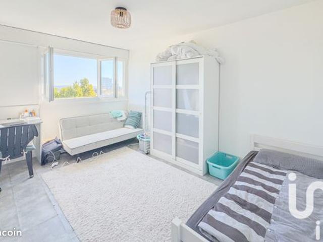 Studio 1 pièce 26 m²