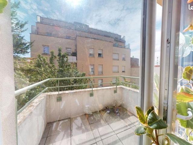 Studio 1 pièce 26 m²