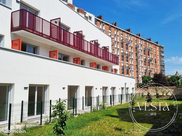 Studio 1 pièce 26 m²