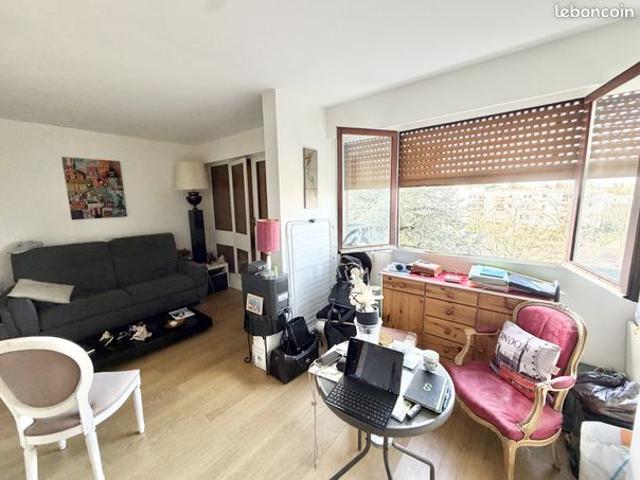 Studio 1 pièce 26 m²
