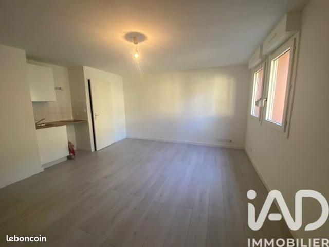 Studio 1 pièce 28 m²