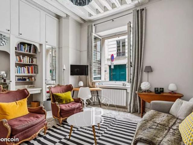 Studio 1 pièce 28 m²