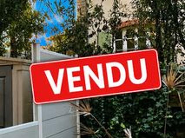 Studio 1 pièce 28 m²