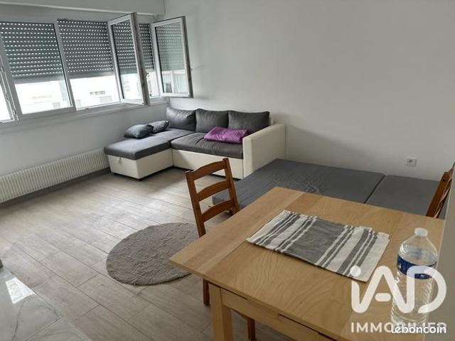 Studio 1 pièce 28 m²