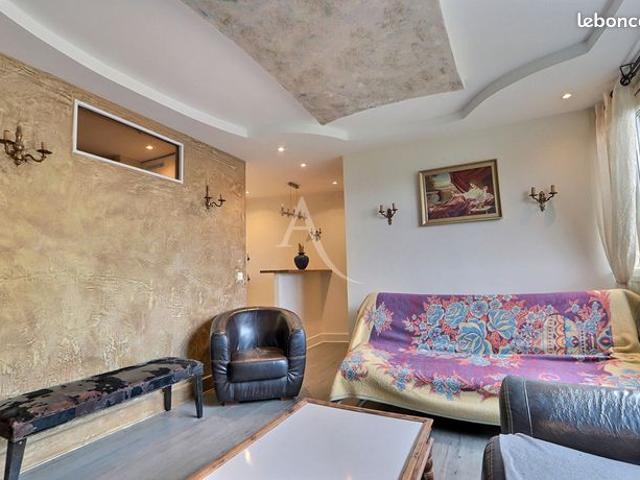 Studio 1 pièce 28 m²